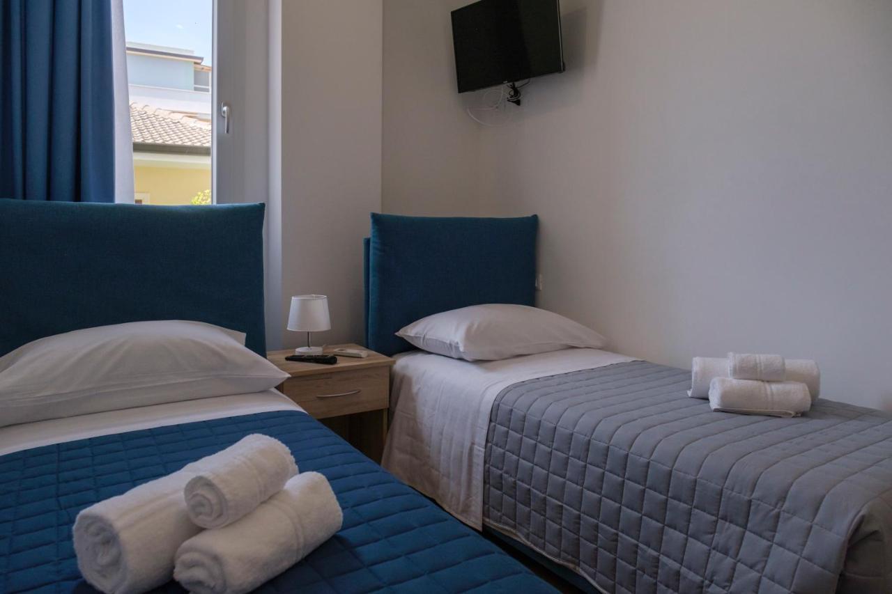 White Apartments & Spa Avola Εξωτερικό φωτογραφία