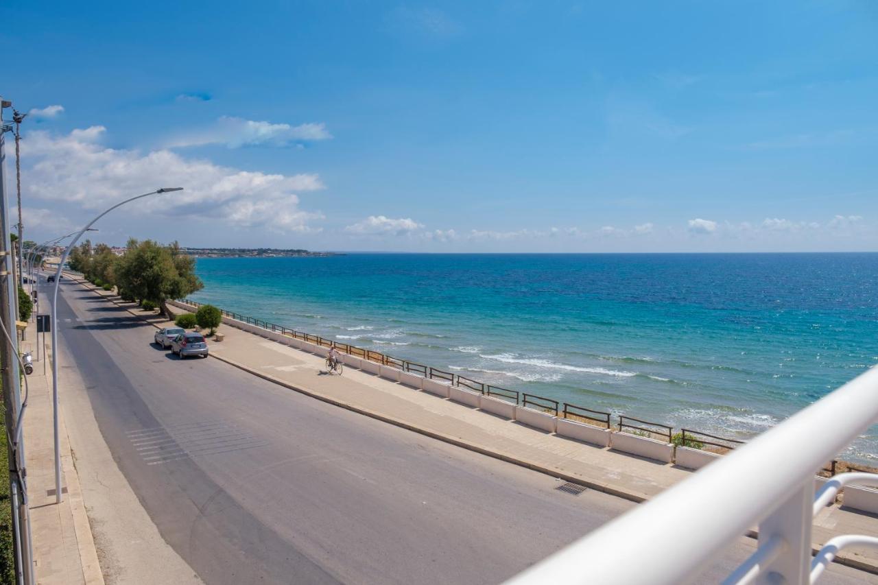 White Apartments & Spa Avola Εξωτερικό φωτογραφία