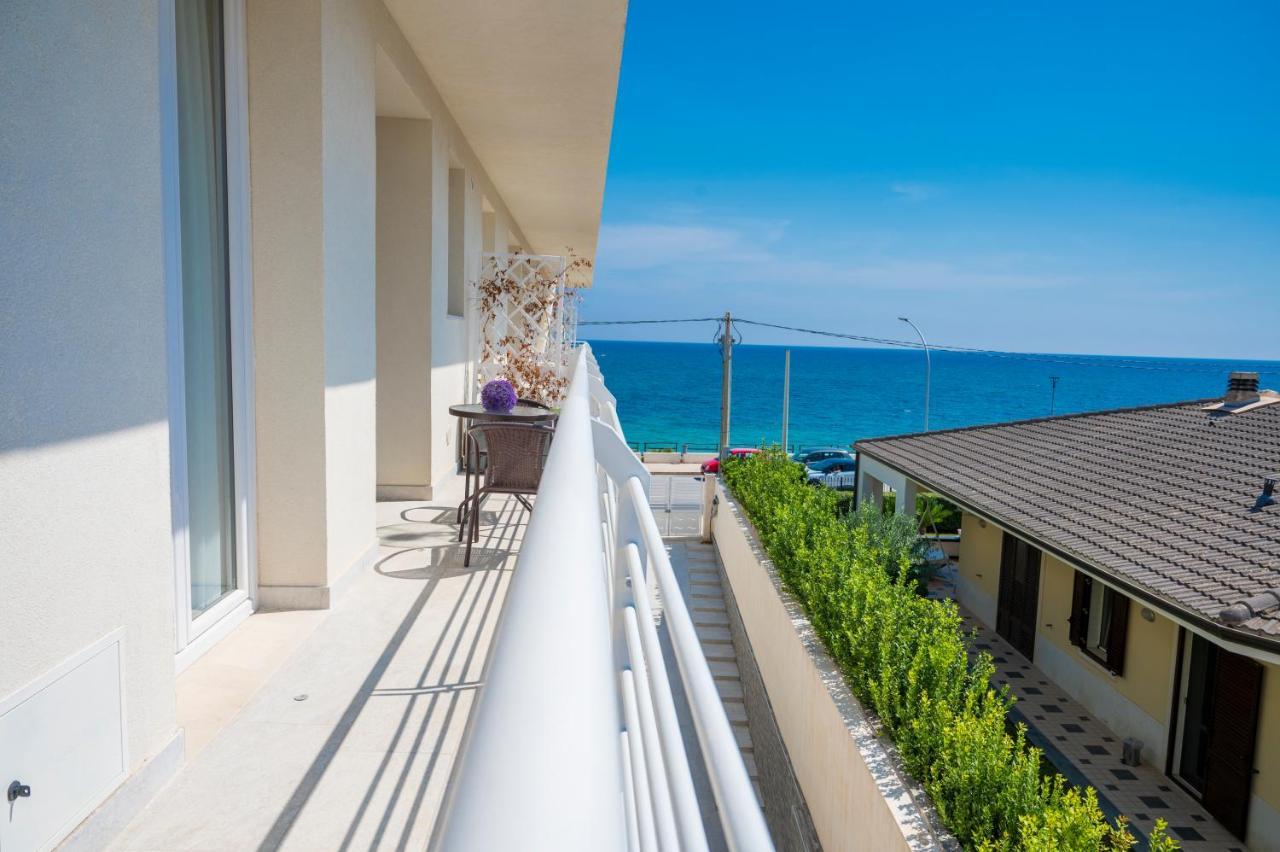 White Apartments & Spa Avola Εξωτερικό φωτογραφία