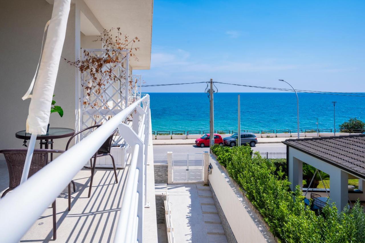 White Apartments & Spa Avola Εξωτερικό φωτογραφία