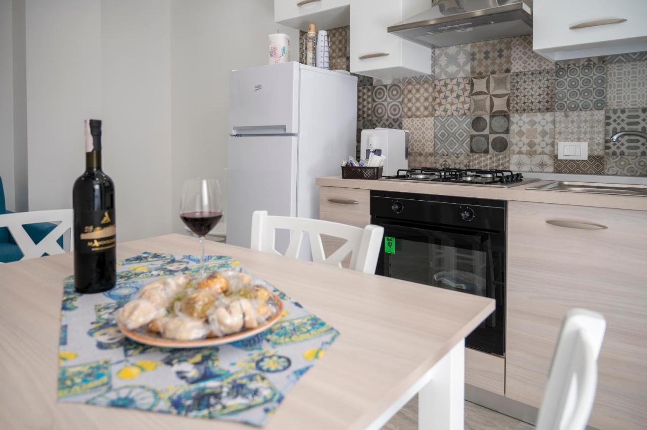White Apartments & Spa Avola Εξωτερικό φωτογραφία