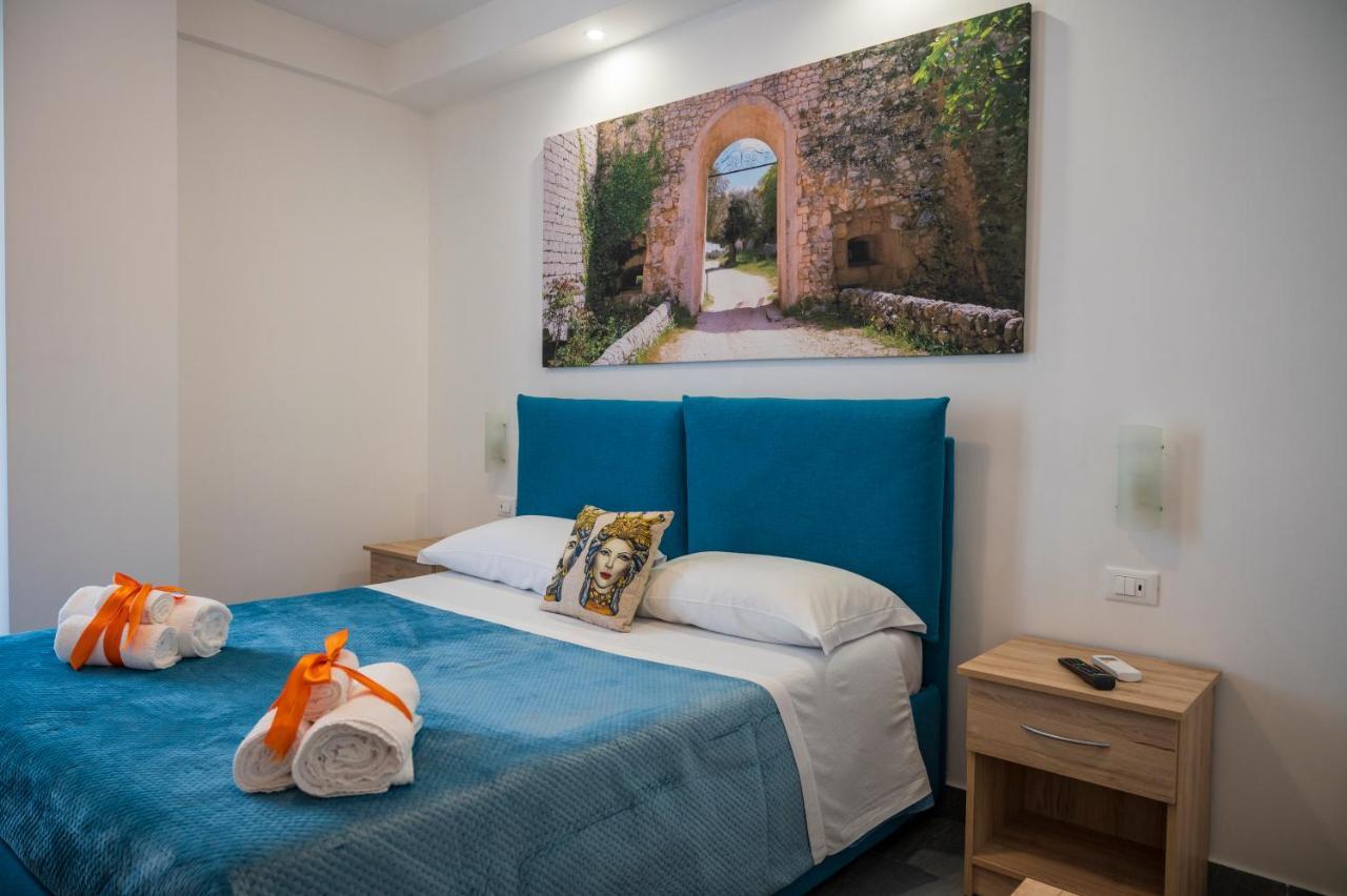 White Apartments & Spa Avola Εξωτερικό φωτογραφία