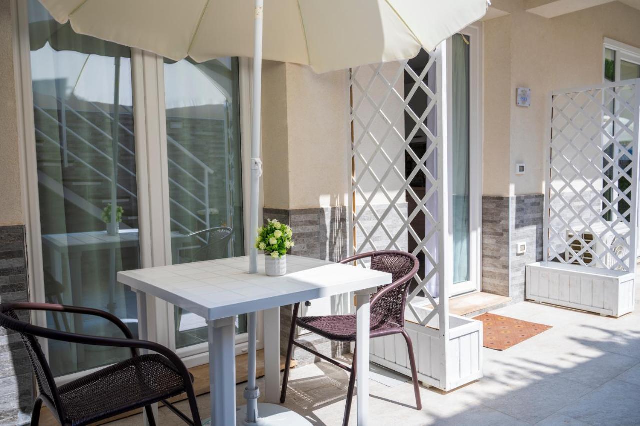 White Apartments & Spa Avola Εξωτερικό φωτογραφία