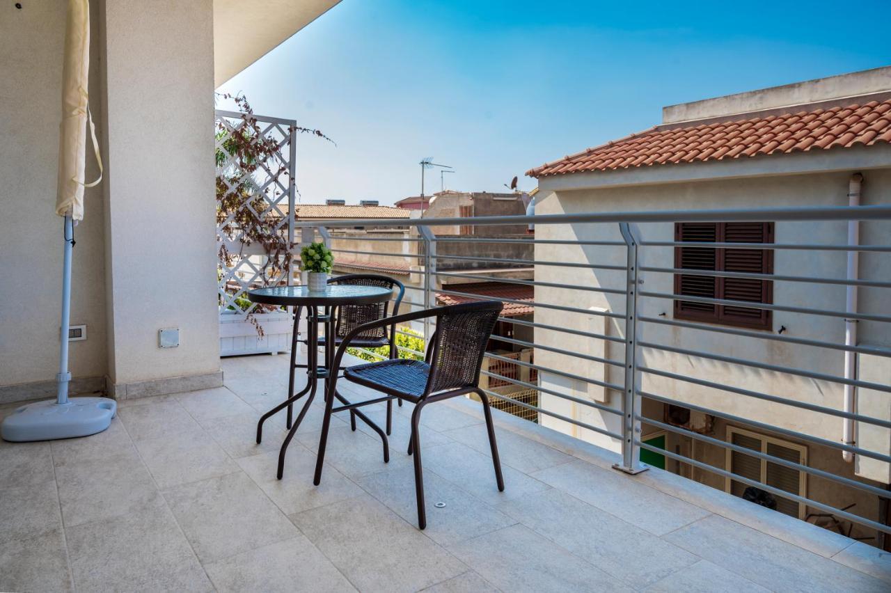 White Apartments & Spa Avola Εξωτερικό φωτογραφία